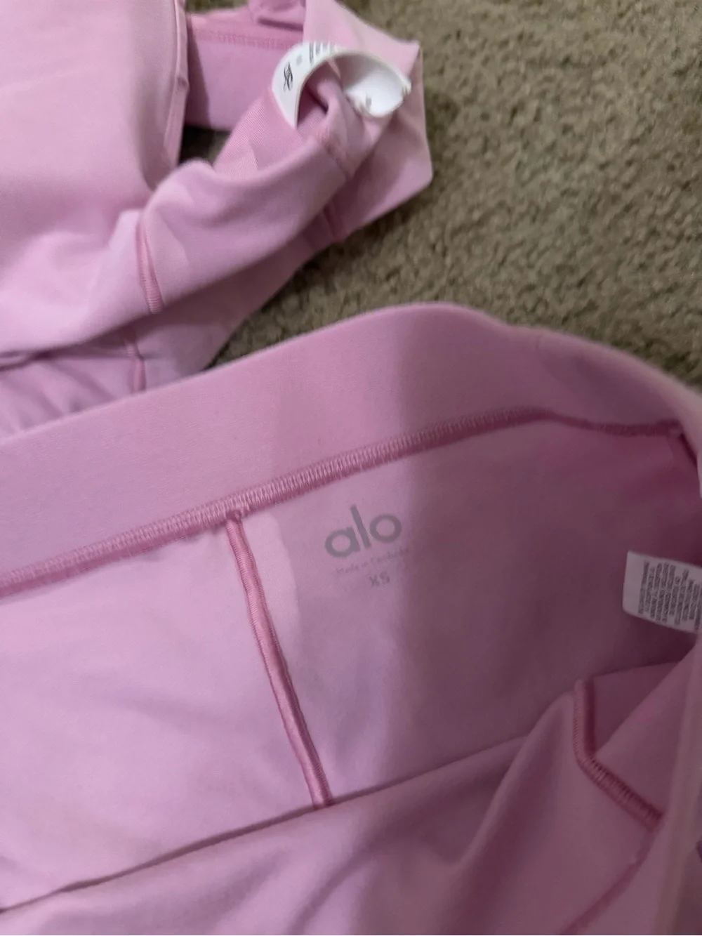 ALO Yoga Light Pink V-Neck Sports Bra and High-Rise Bike Shorts Set